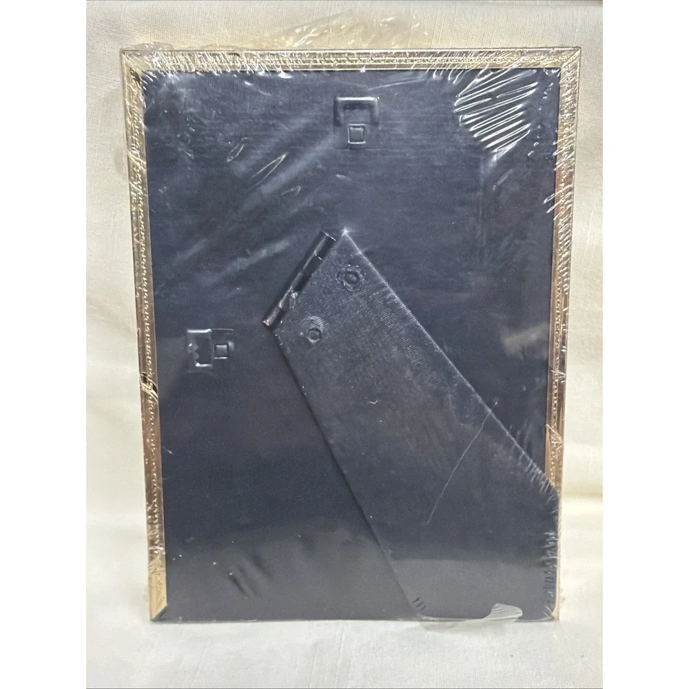 VTG Photo Frames MCM Oval Shadow Box Picture Gold Metal 8x6